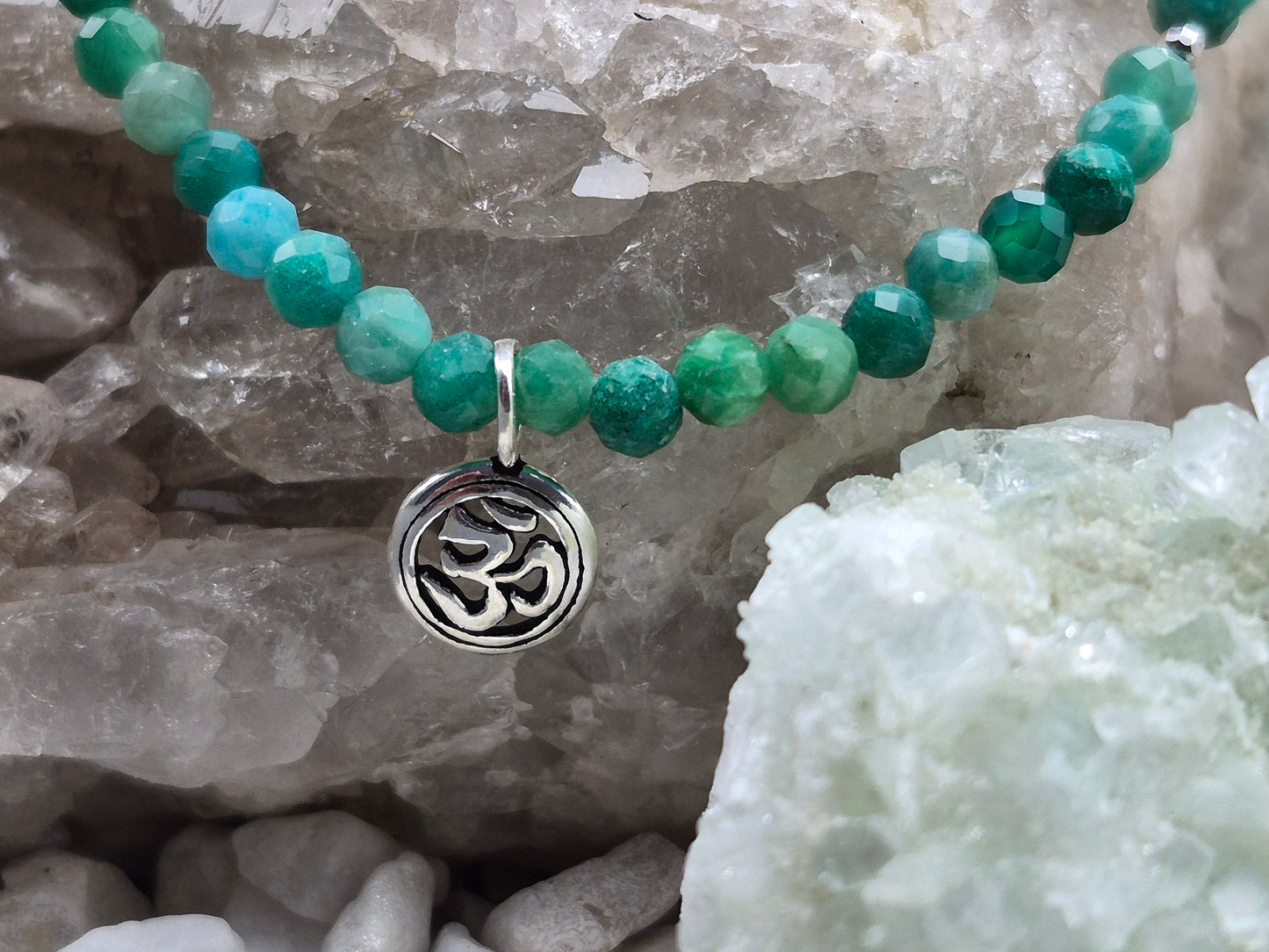 Edelsteinarmband Amazonit mit "OM"-Anhänger, 925 Silber