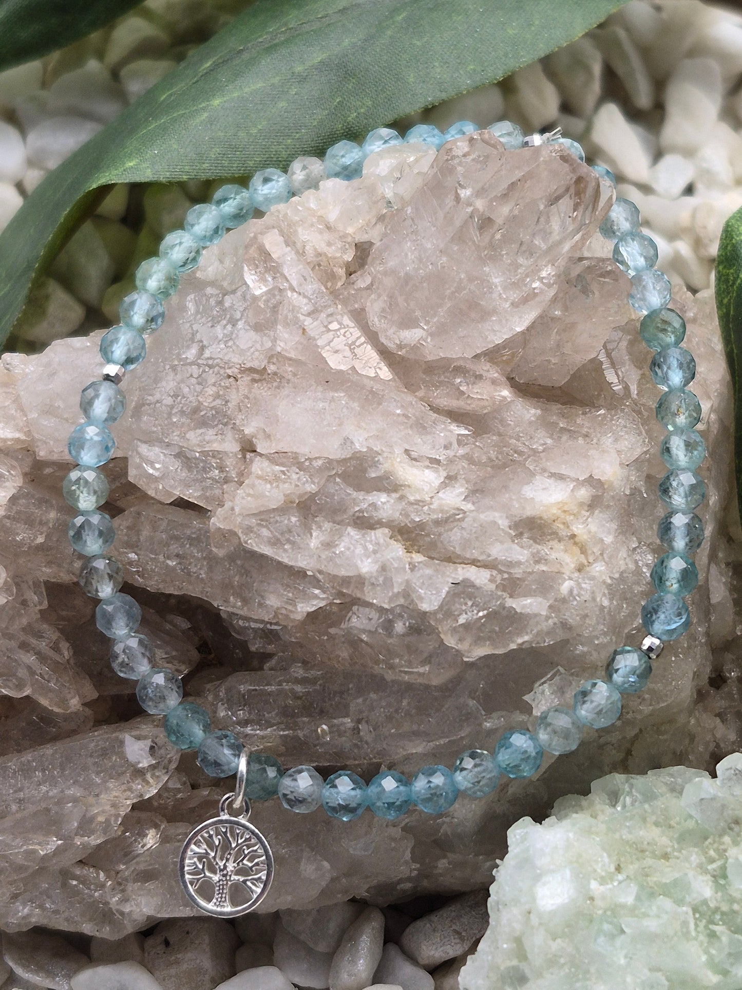 Edelsteinarmband Apatit mit Lebensbaumanhänger, 925 Sterlingsilber